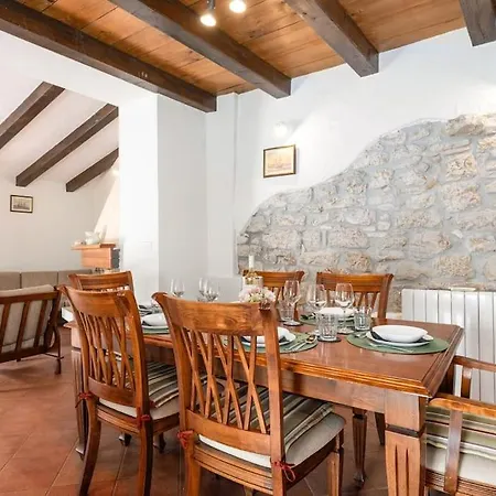 Casa Nadalina By Briskva Višnjan