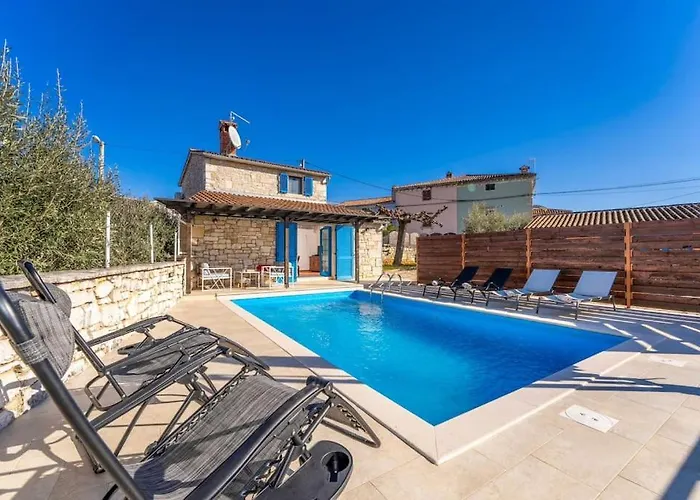 Vila Casa Nadalina By Briskva *